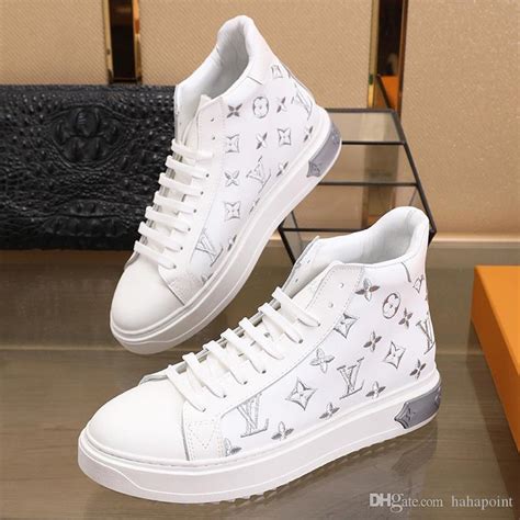 scarpe louis vuitton uomo rimini|Sneakers di lusso uomo, scarpe da uomo .